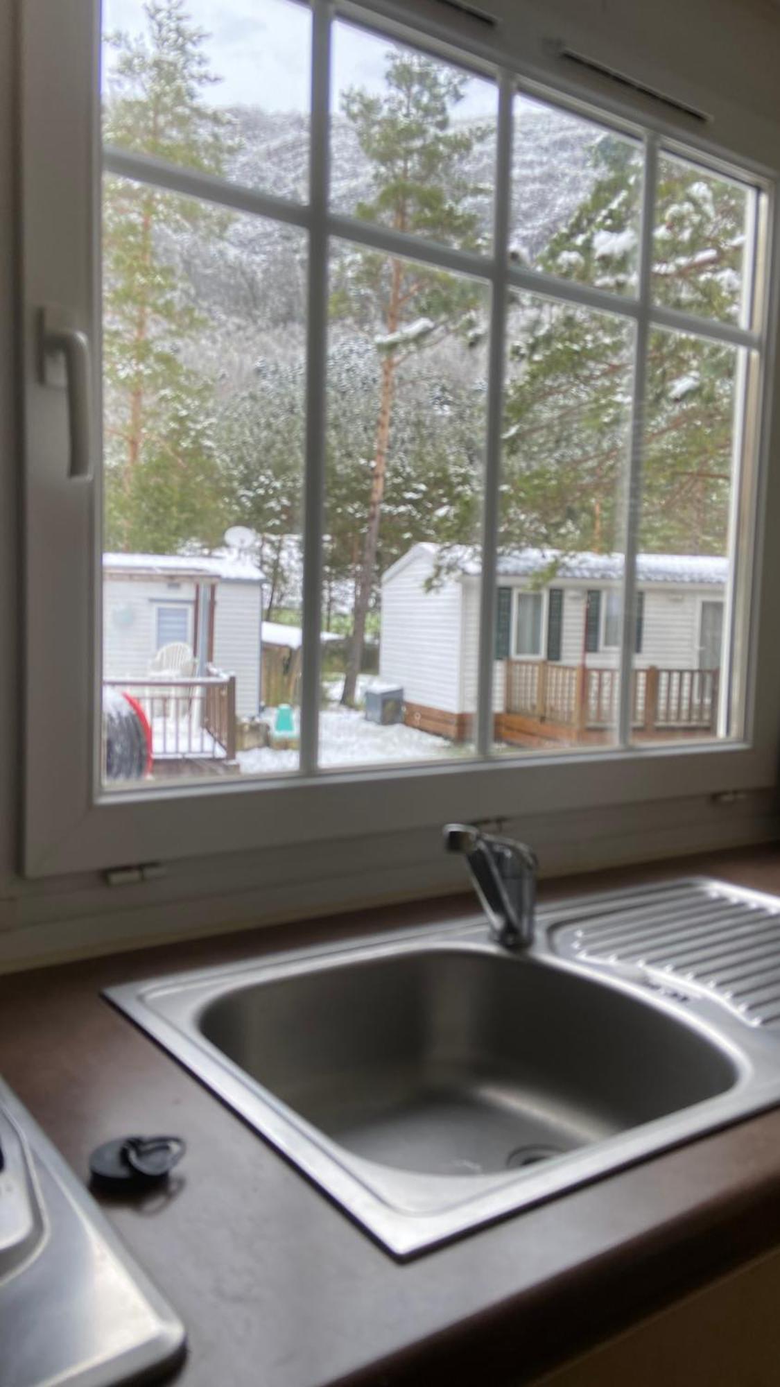 Mobilhome Comfort A La Montagne Saint-Auban  Kültér fotó