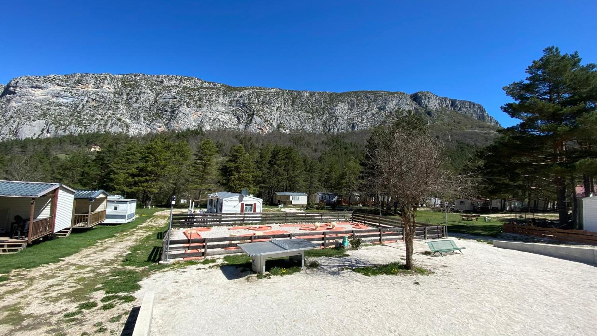 Mobilhome Comfort A La Montagne Saint-Auban  Kültér fotó